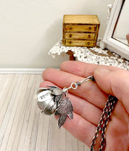Load image into Gallery viewer, Kinetic Sterling Silver and Sapphire Flower “Raise your words, not your voice…” Rumi quote